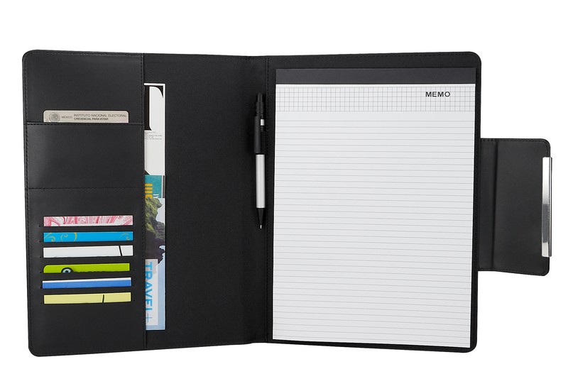 https://multimedias3-cloudsync-synology.s3.us-west-2.amazonaws.com/thumbnail_variantes/M-80150-N_1.jpg?v=998461077