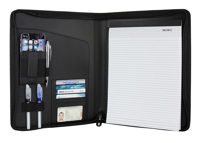 https://multimedias3-cloudsync-synology.s3.us-west-2.amazonaws.com/thumbnail_variantes/M-81300_1.jpg?v=565267762