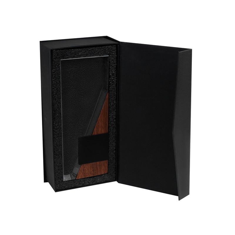 https://multimedias3-cloudsync-synology.s3.us-west-2.amazonaws.com/thumbnail_variantes/RMT-002-C_1.jpg?v=580561195